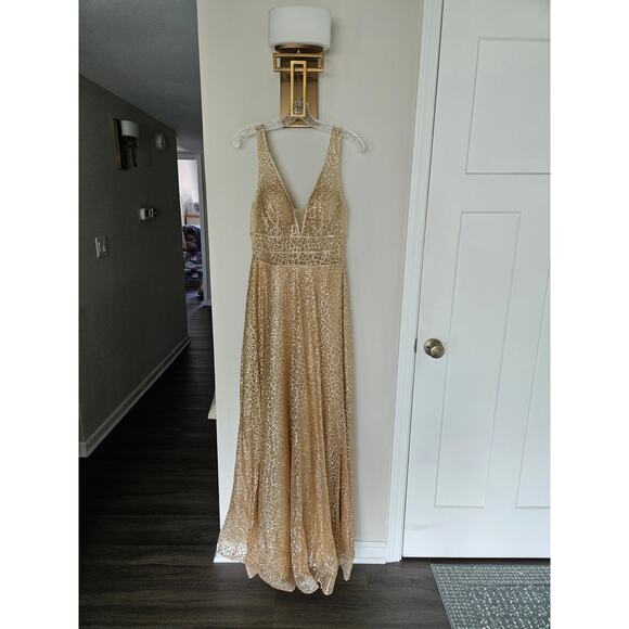 Cinderella Divine Champagne Gold V-Neck Glitter Print A-Line Prom Gown Size 4? - Picture 5 of 15